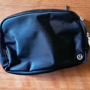 Large Everywhere Belt Bag